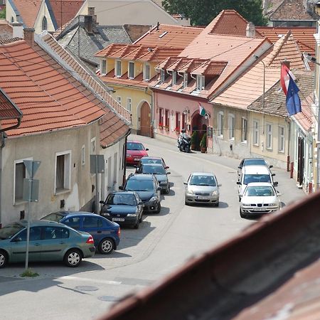 Fenyes Vinorium Bed and Breakfast Σόπρον Εξωτερικό φωτογραφία