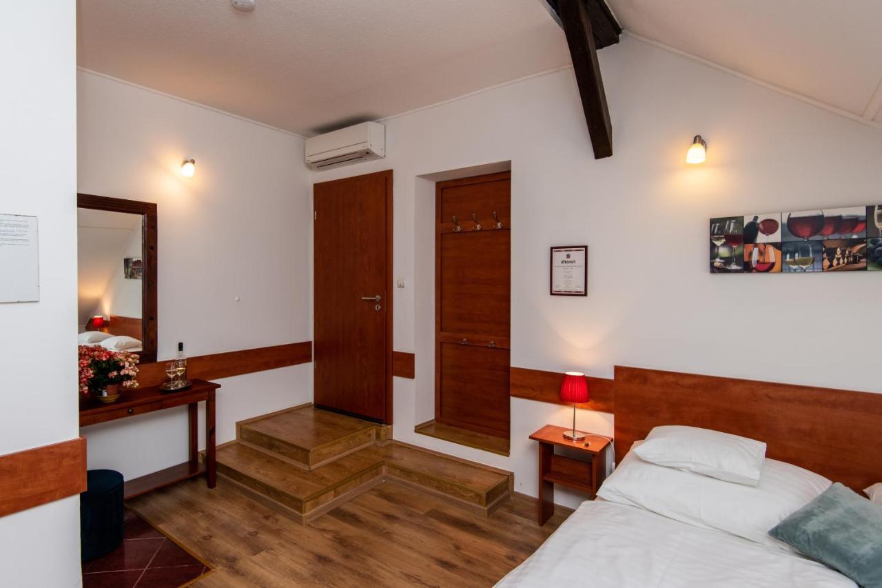 Fenyes Vinorium Bed and Breakfast Σόπρον Εξωτερικό φωτογραφία
