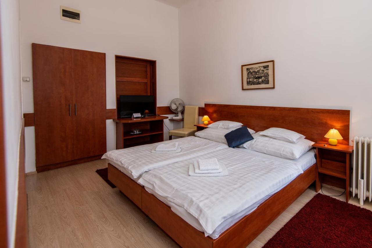 Fenyes Vinorium Bed and Breakfast Σόπρον Εξωτερικό φωτογραφία