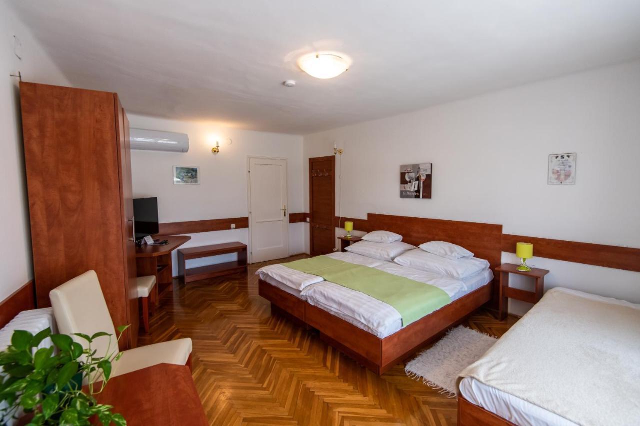 Fenyes Vinorium Bed and Breakfast Σόπρον Εξωτερικό φωτογραφία