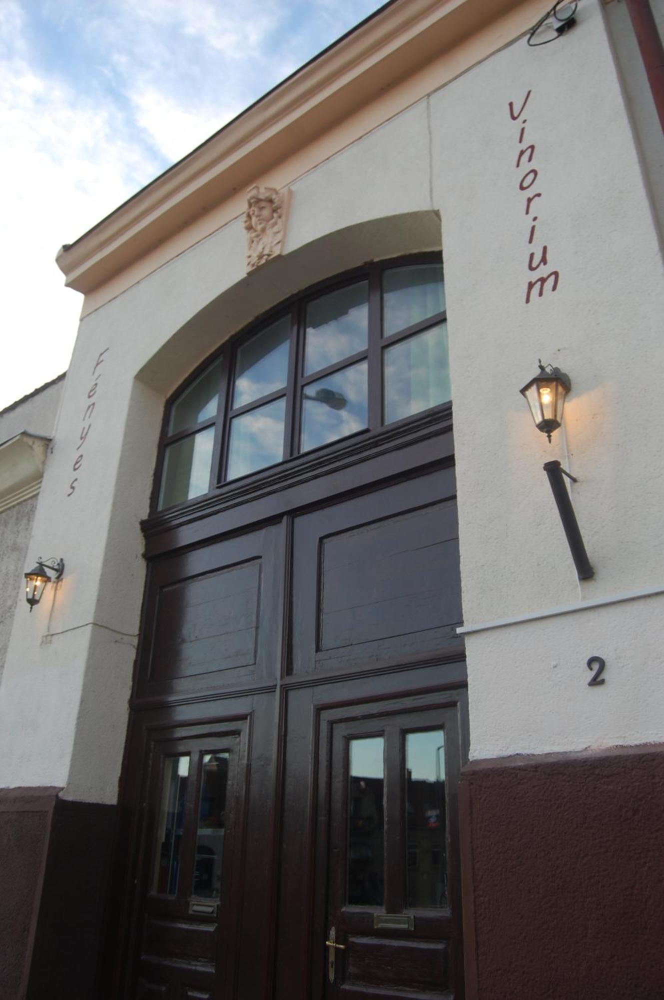 Fenyes Vinorium Bed and Breakfast Σόπρον Εξωτερικό φωτογραφία